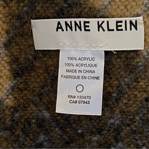 Anne Klein Wrap - Picture 6 of 6